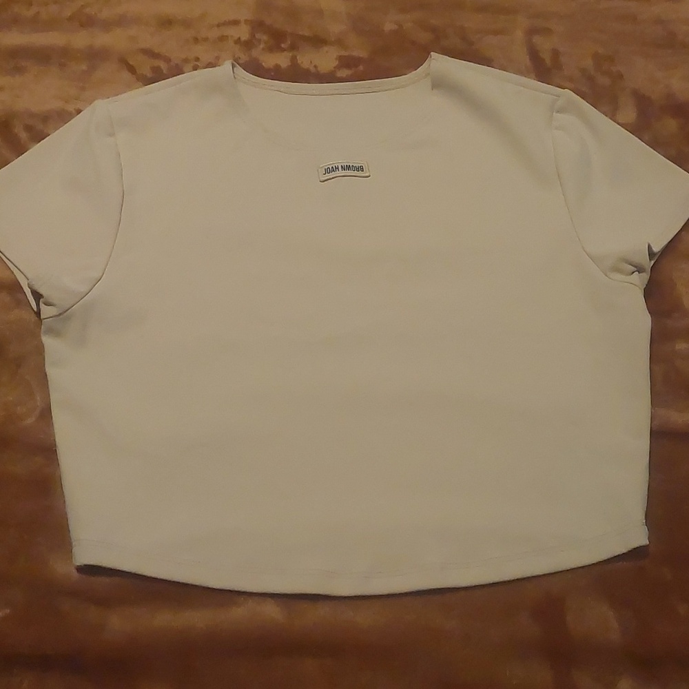 Joah Brown Logo Cream Crop Short Sleeve Tee